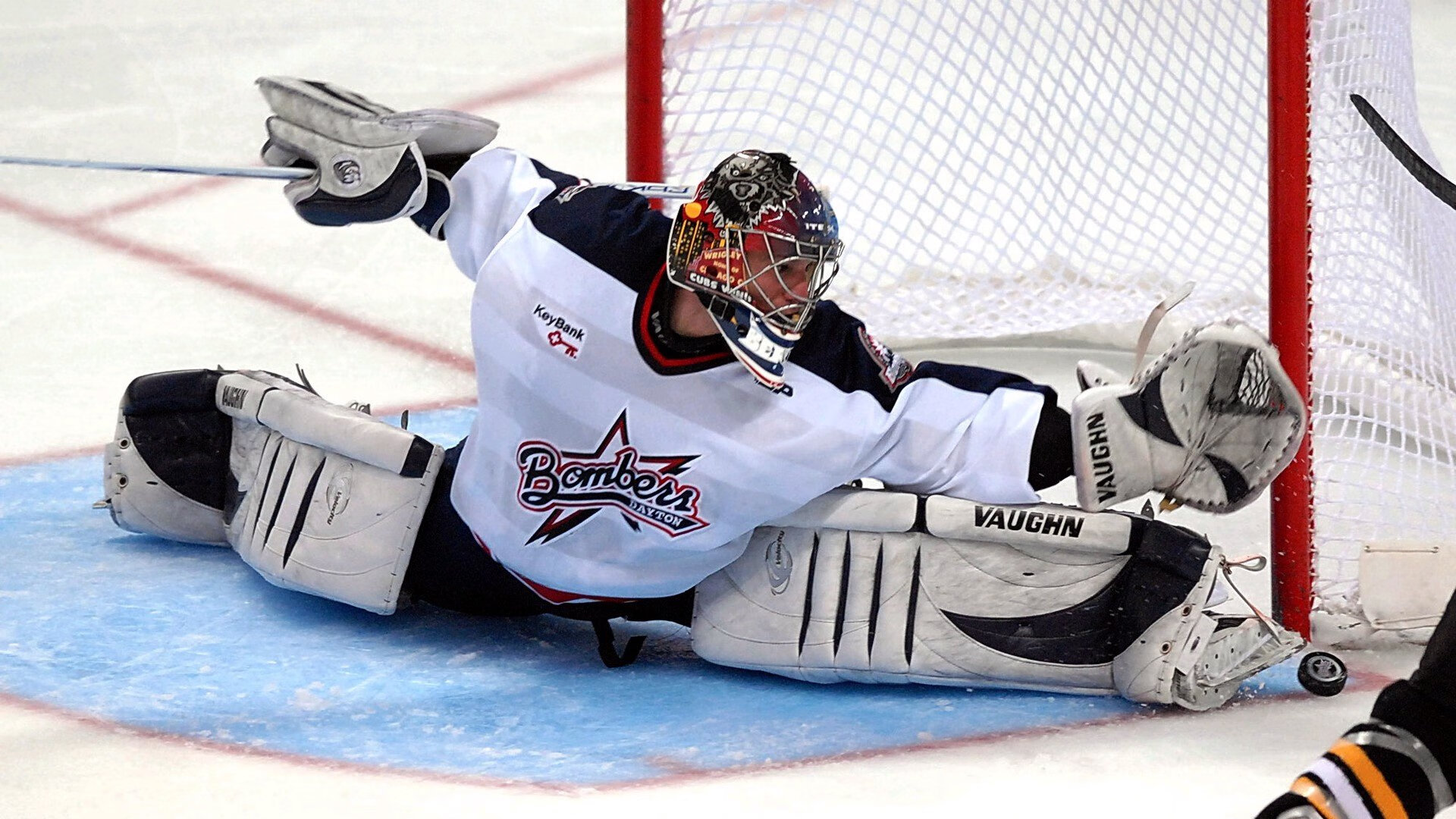 熊猫体育官方-魔术打穿篮网，福克斯在奥运周期关键战接管比赛