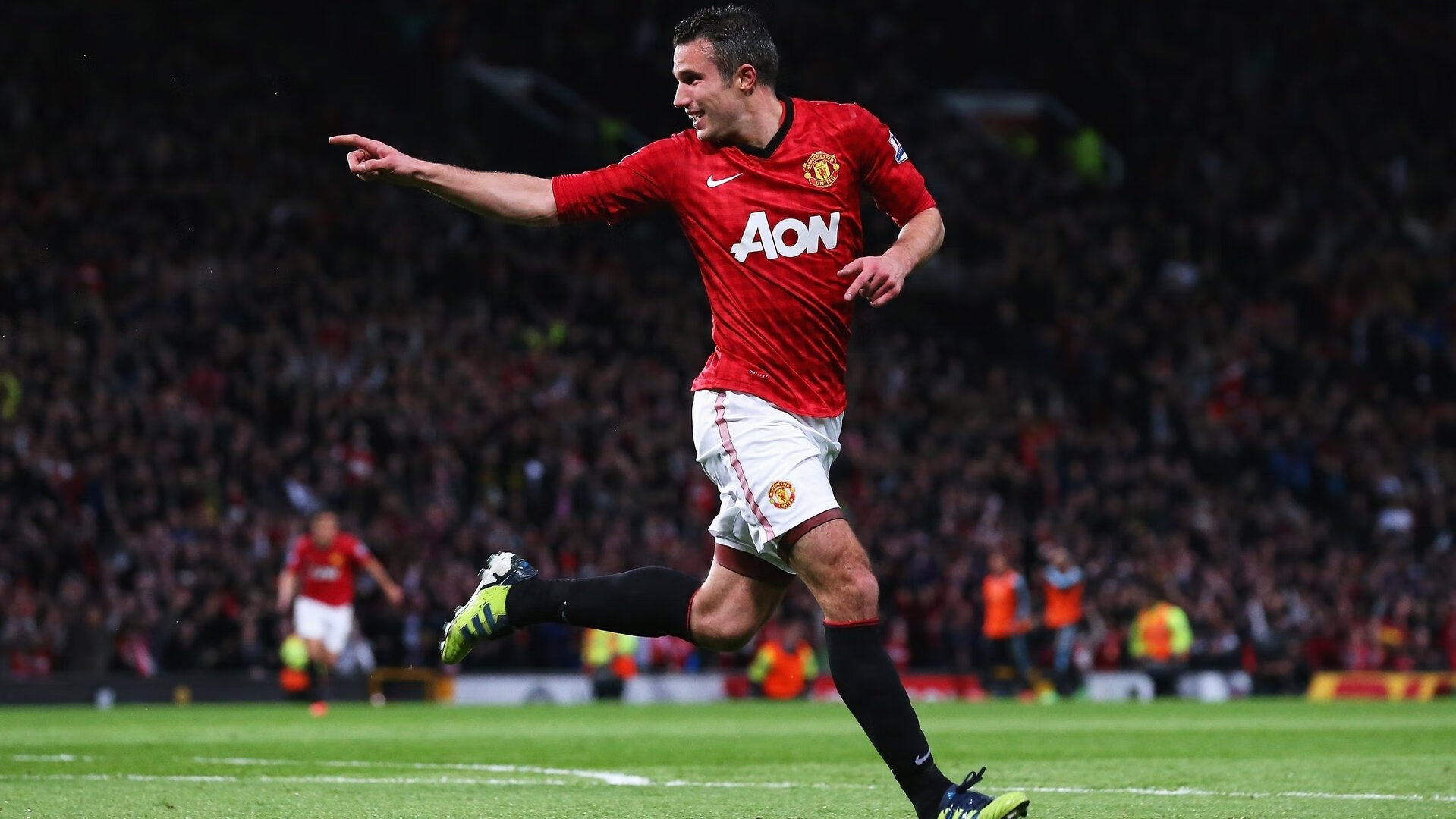 熊猫体育官方网站-当马龙统治全场，波兰队用绝杀写就绿茵传奇